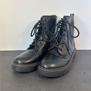 Black Faux Leather Combat Boots Sz 39 | Chunky Lug Sole Grunge Style